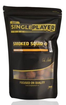 SINGLEPLAYER Boilie Smoked Squid 250g 20mm SINGLEPLAYER Boilie Smoked Squid 250g 20mm