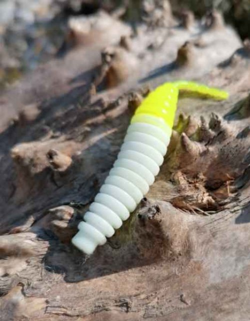 Dipované umělé nástrahy Tanta 63mm / 8ks Hot Chartreuse