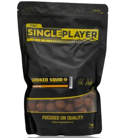 SINGLEPLAYER Boilie Smoked Squid 1kg 20mm