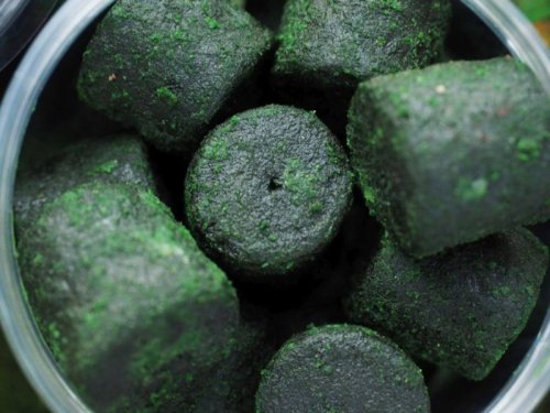 Super Feed Hook Fatty Pellet 14mm / 150g Halibut & Strawberry