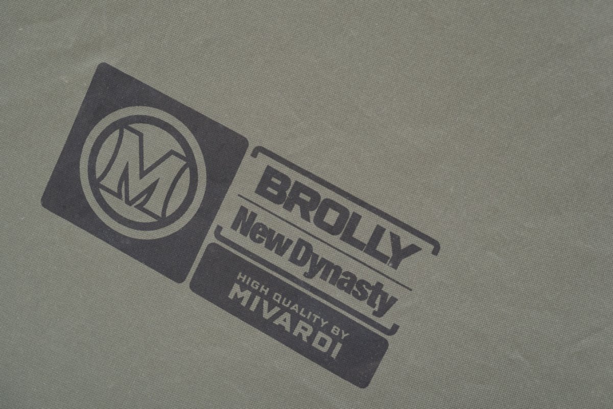 Brolly New Dynasty - kompletní set Brolly New Dynasty - kompletní set