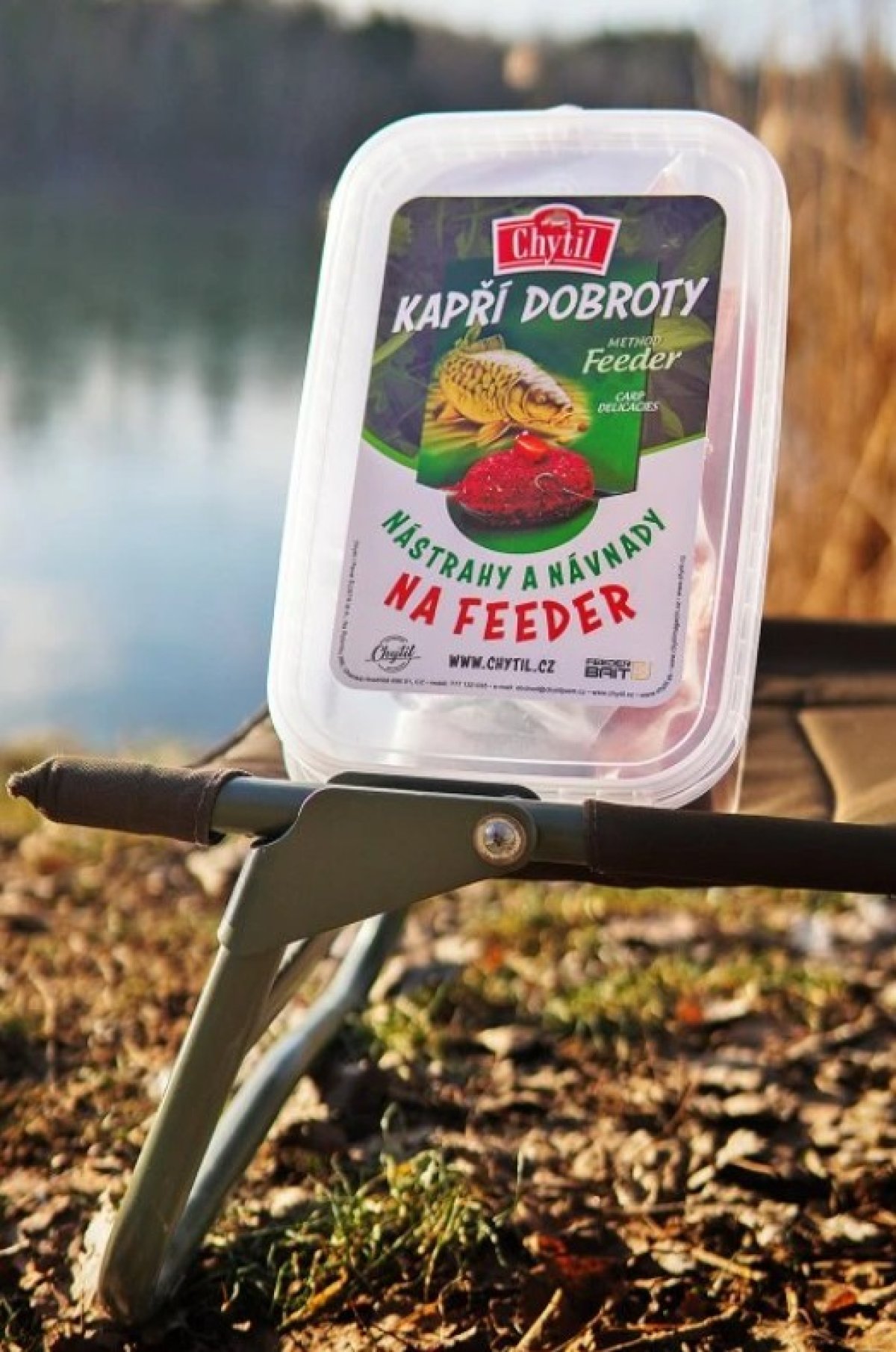 Chytil Kbelík Nástrahy a návnady na feeder