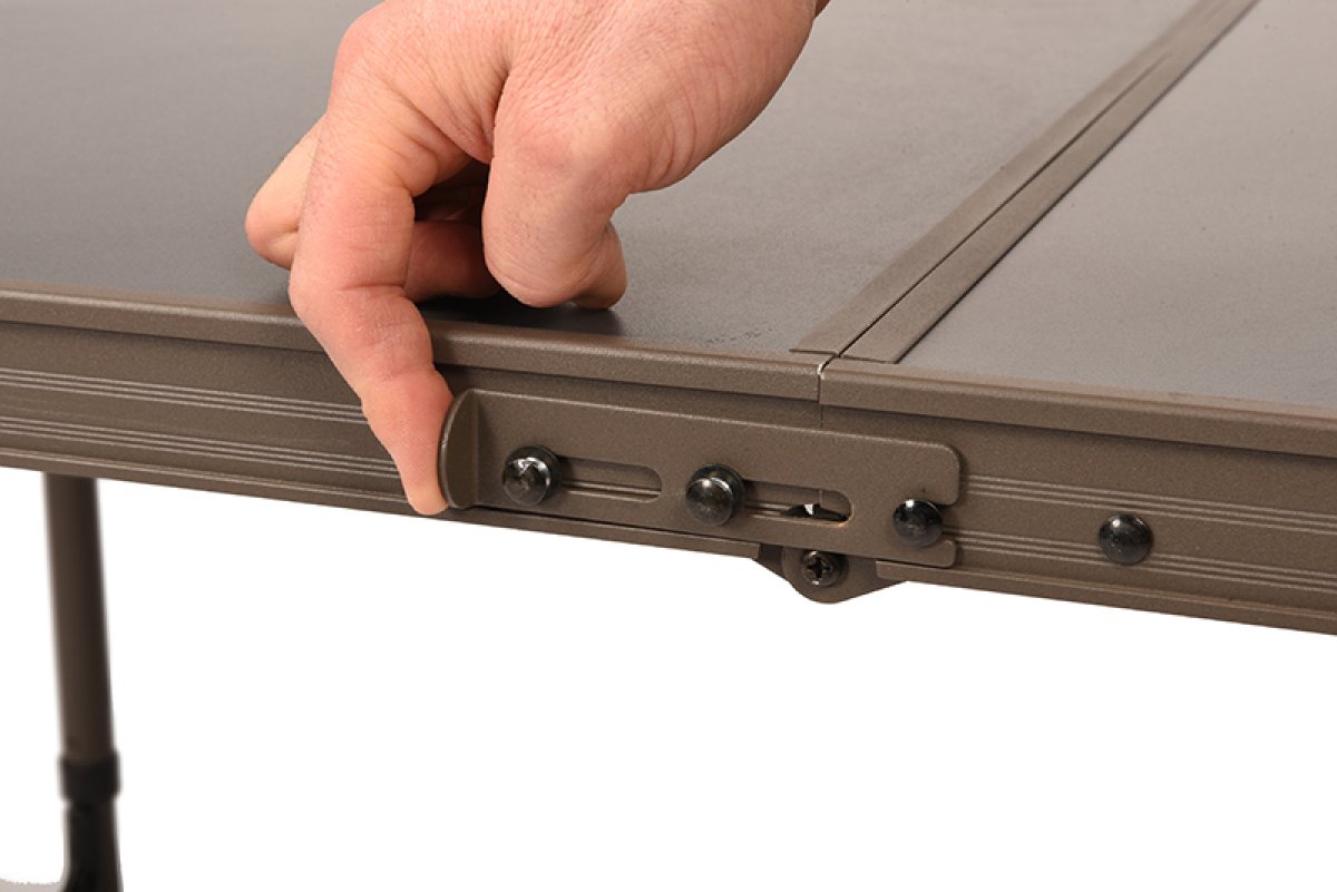 Fox Session Table With Storage 