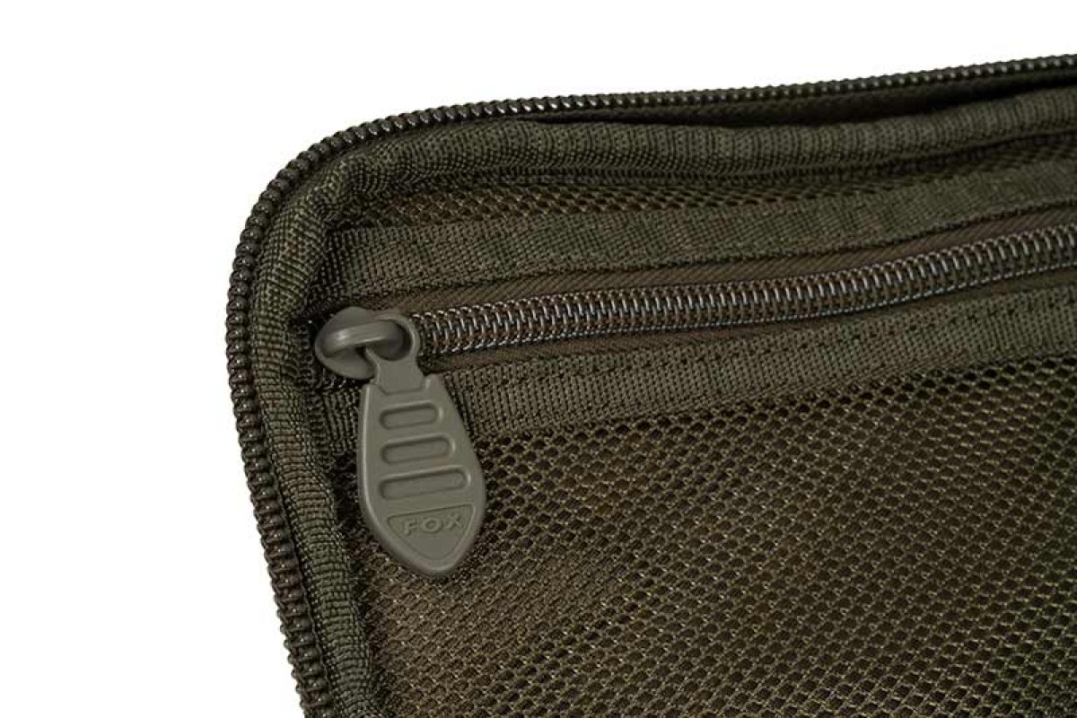Fox Voyager® Medium Accessory Bag