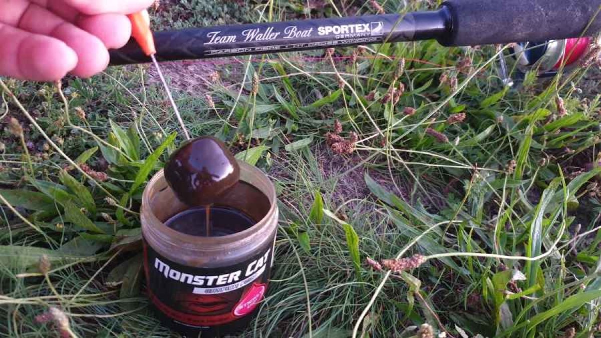 Monster Cat Stickly Dip 150ml Fish Crayfish
