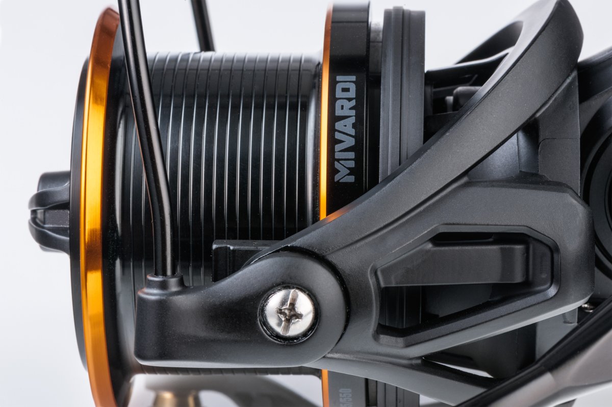 Naviják Omicron MK2 - cívka 10000 Naviják Omicron MK2 - cívka 10000