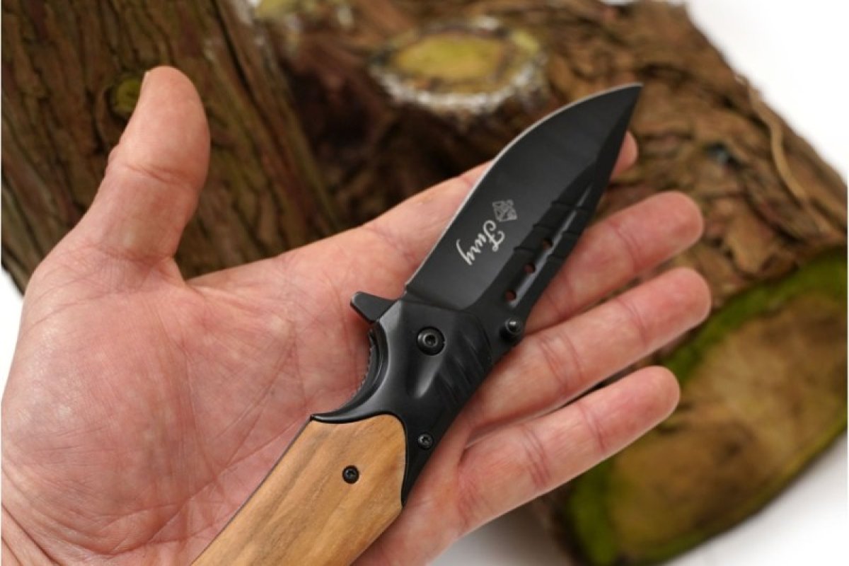 Nůž skládací Fury dřevěný 21,5cm