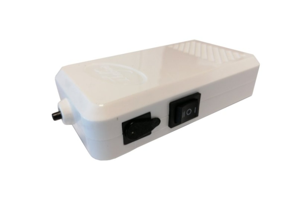 Okysličovač AA BatterieUSB auto adaptér svorky