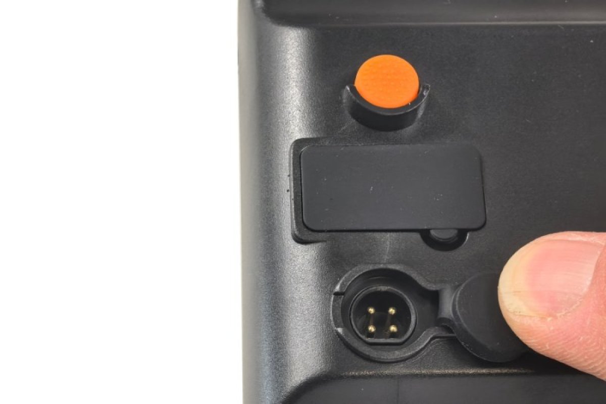 Podvodní kamera s držákem na prut FL180AR LCD 4,3\