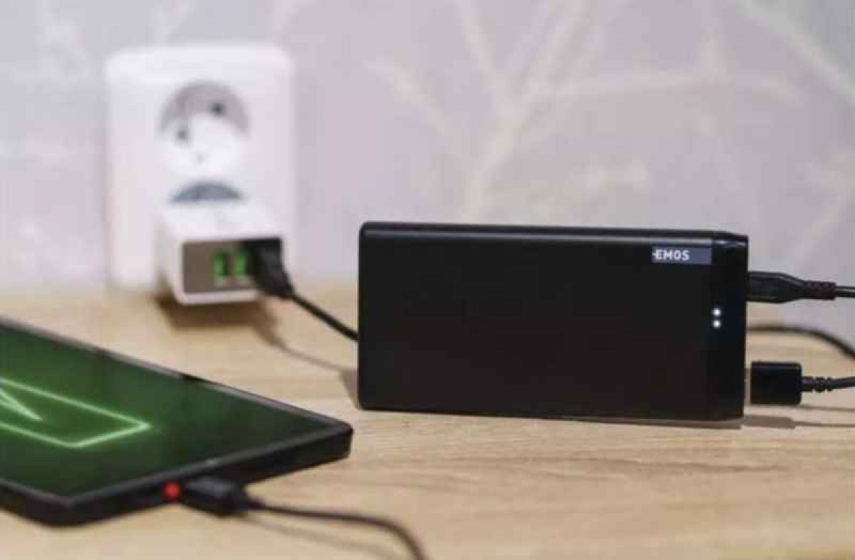 POWERBANKA ALPHAQ 10 10000