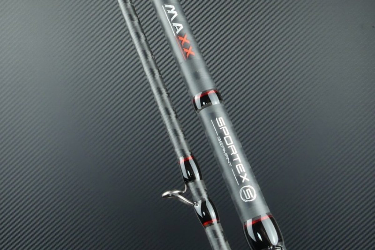 Přívlačový prut Sportex Black Pearl MAXX 2-díl Baitcast 240cm / 40g